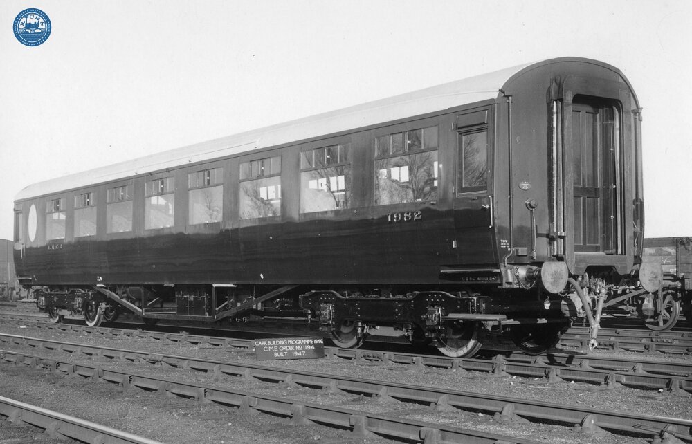 LNER Third Class Coach (TO) No 1982