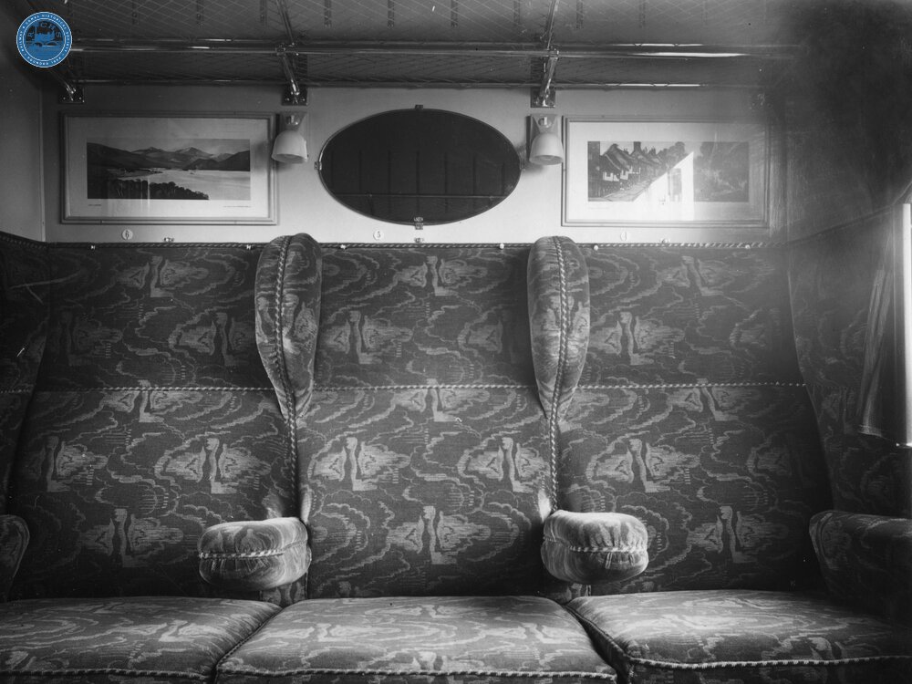 LNER First Class Corridor Coach (FK) No.1328 - Interior