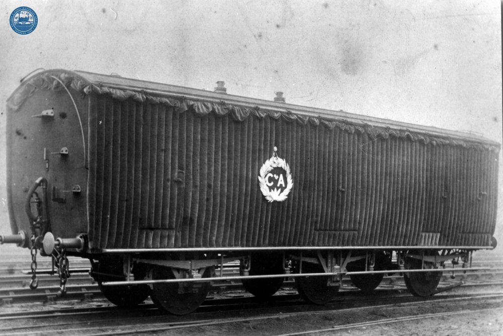 LNER 6 wheeled van