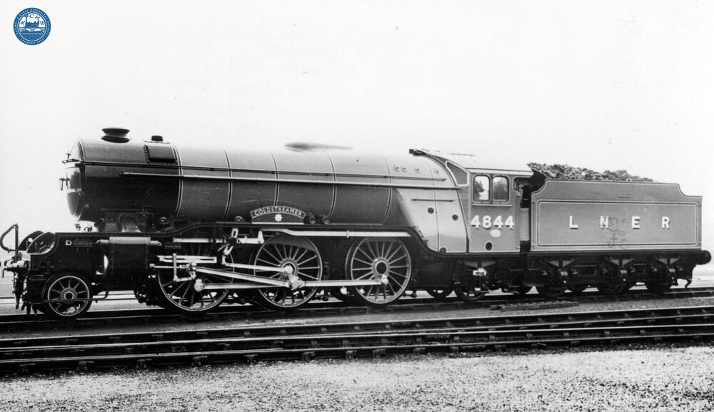 V2 Class 2-6-2 No. 4844 "Coldstreamer" (Ref: 010983)