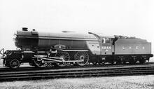 V2 Class 2-6-2 No. 4844 "Coldstreamer" (Ref: 010983)