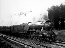 A3 Class 4-6-2 No. 2747 ''Coronach" (Ref: 010990)