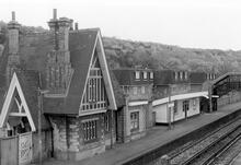 Kenley Station 1985. (PAT @ 16m 29ch) (Ref: 030213)